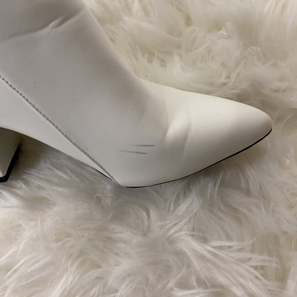 SHEIN white pointed toe booties - Picture 4 of 7